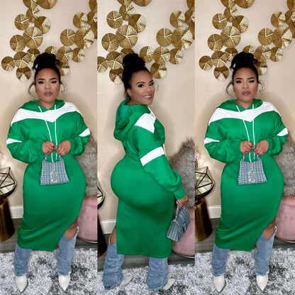 AUBRI SWEATER DRESS (GREEN/WHITE)