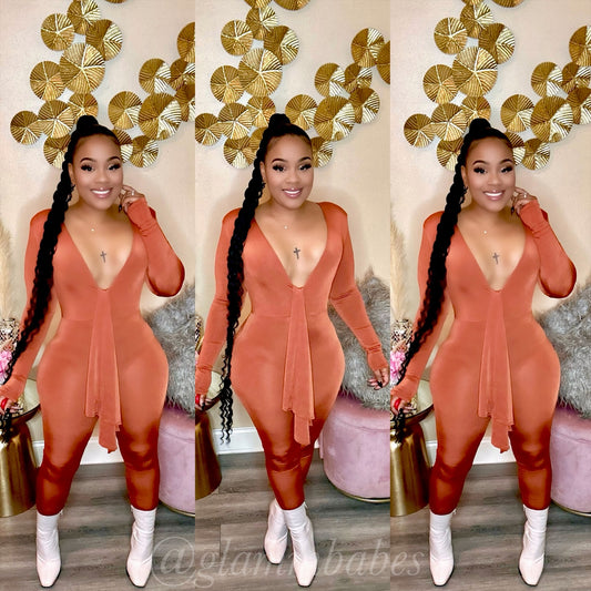 CHIC BABE JUMPSUIT (RUST)